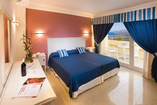 Hotel Spa Tierra De Oro 로스 레알레호스 객실 사진